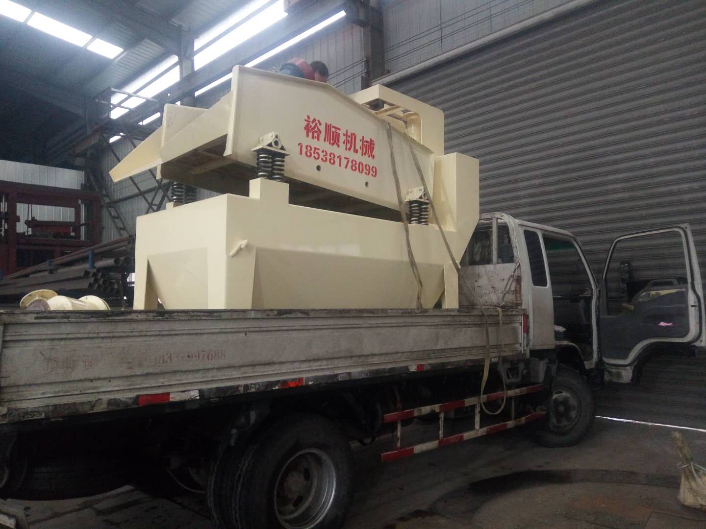 �l(f��)��������ɽ��350��(x��)ɰ���ՙC